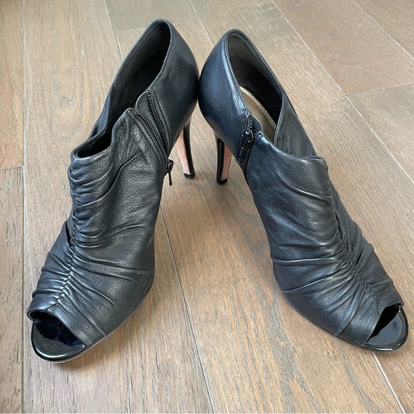 ANTONIO MELANI THEA WOMENS ANKLE BOOTIE BLACK LEATHER PEEP TOE HIGH HEELS BOOTS - Picture 2 of 11